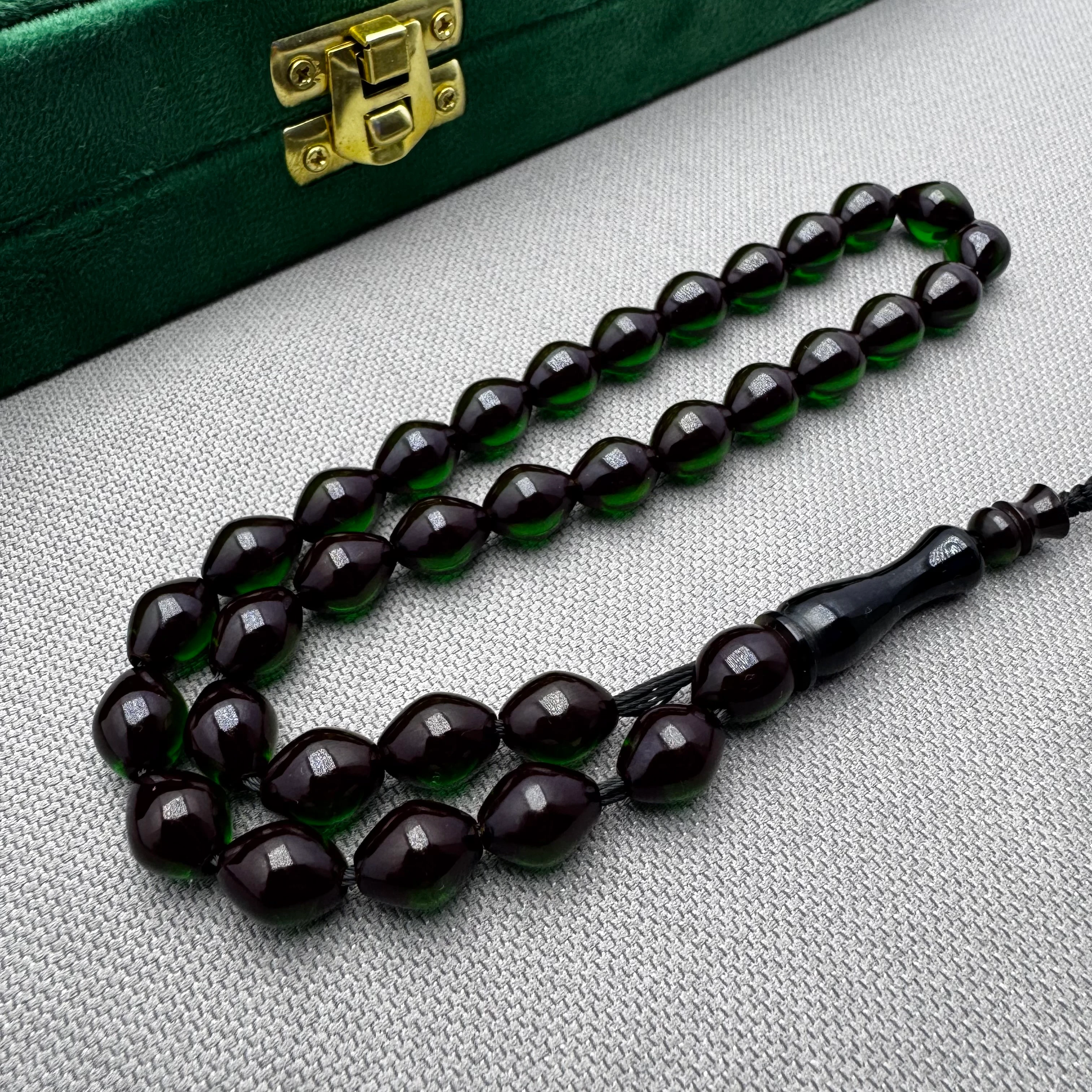 Püsküllü Havşa Delim Sıkma Kehribar Tespih